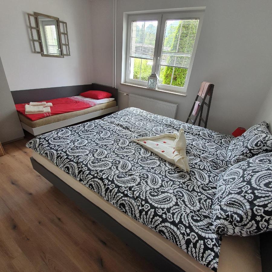 Apartma Rozle Mojstrana Buitenkant foto