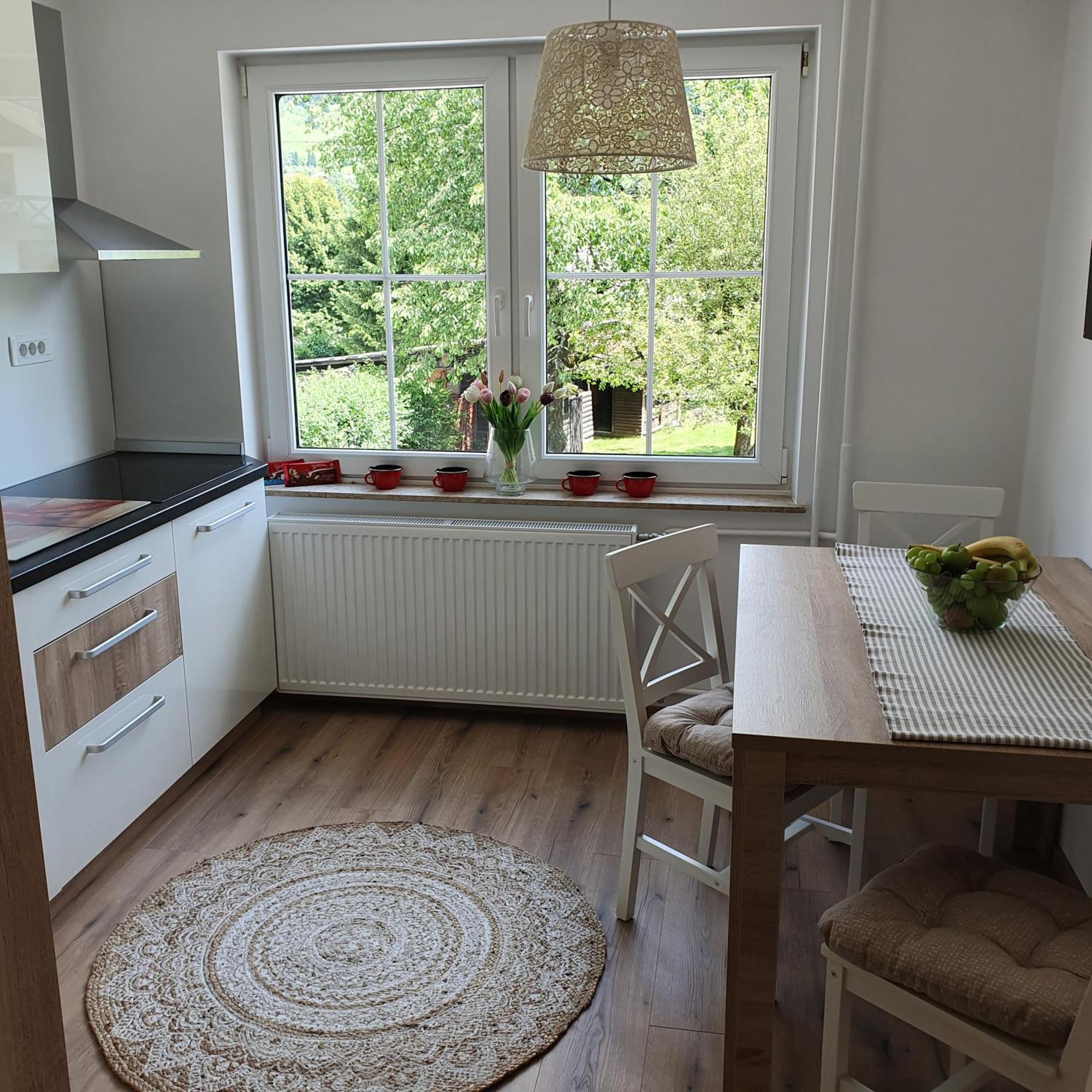Apartma Rozle Mojstrana Buitenkant foto