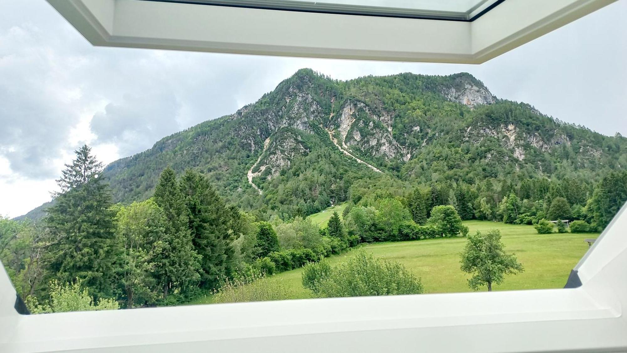 Apartma Rozle Mojstrana Buitenkant foto