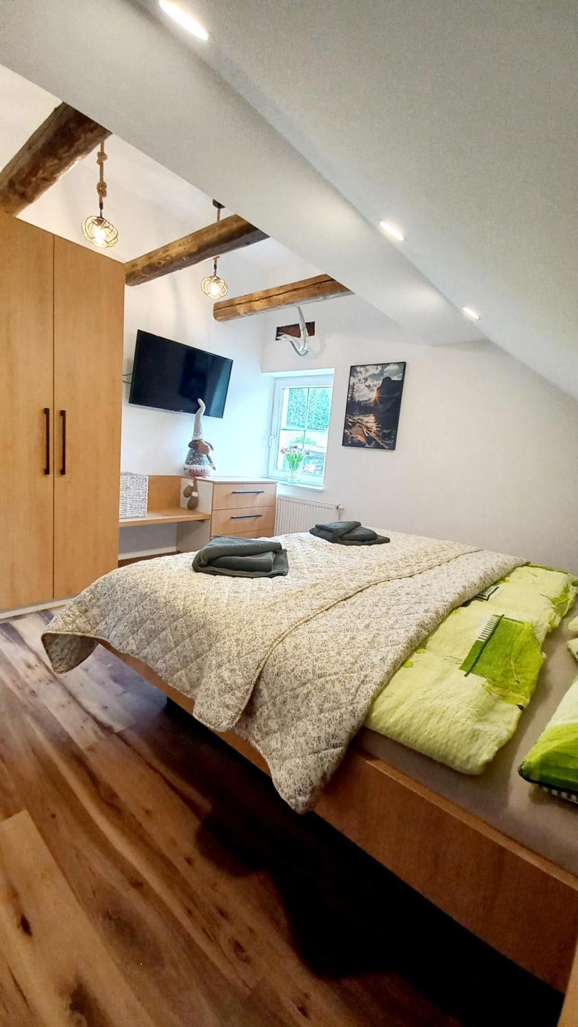 Apartma Rozle Mojstrana Buitenkant foto